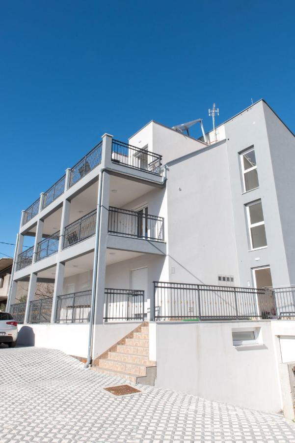 Apartments Zilic Kaštel Stari Екстериор снимка