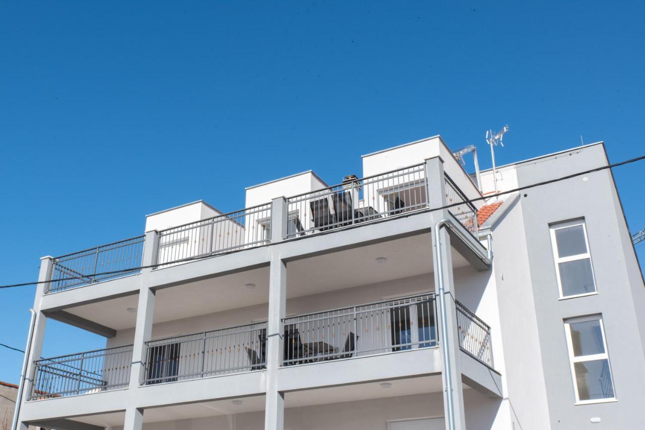 Apartments Zilic Kaštel Stari Екстериор снимка